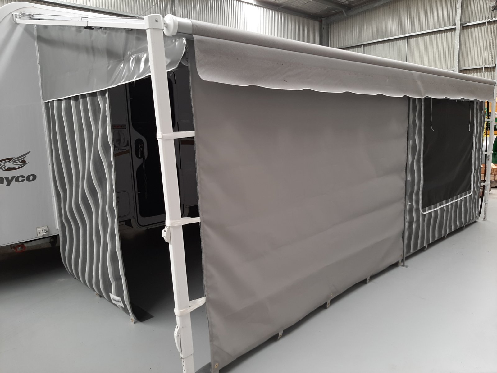 Roll out awning wall kit Peppercorn Canvas
